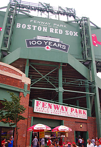 Signature John Hancock sign removed from Fenway Park after 30 years - CBS  Boston